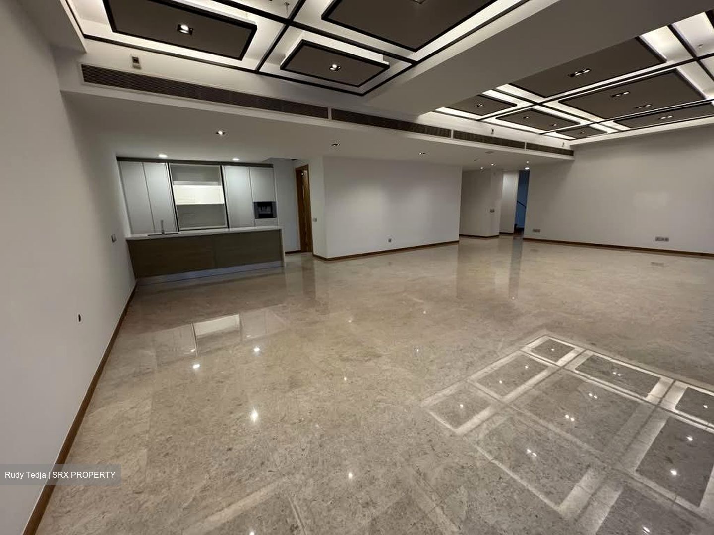Marina Bay Residences (D1), Condominium #612648871